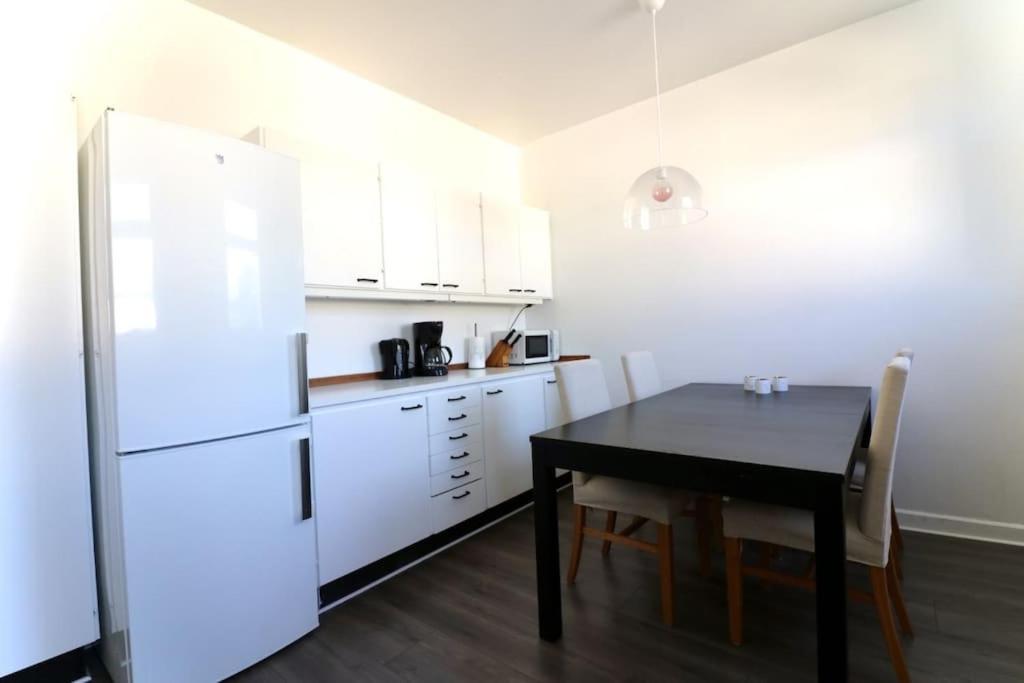 Stockholm Apartment Hammarbyhojden Esterno foto